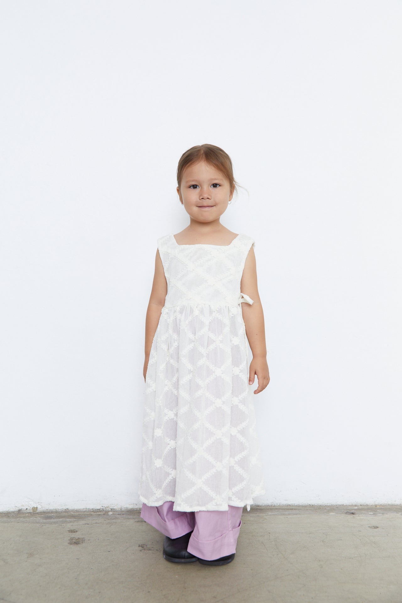 RIO APRON DRESS - CREME