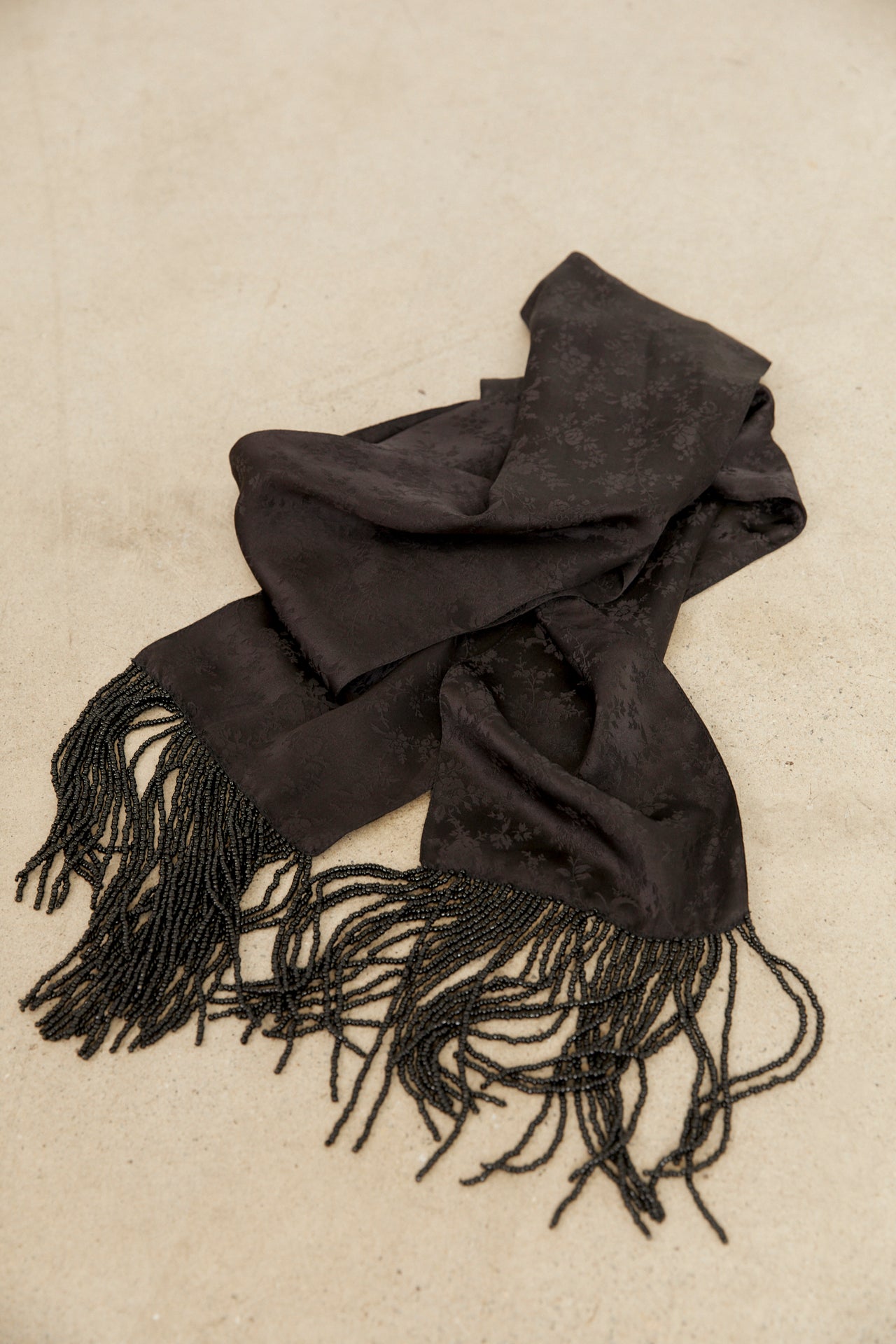 DELLA SILK SCARF - BLACK