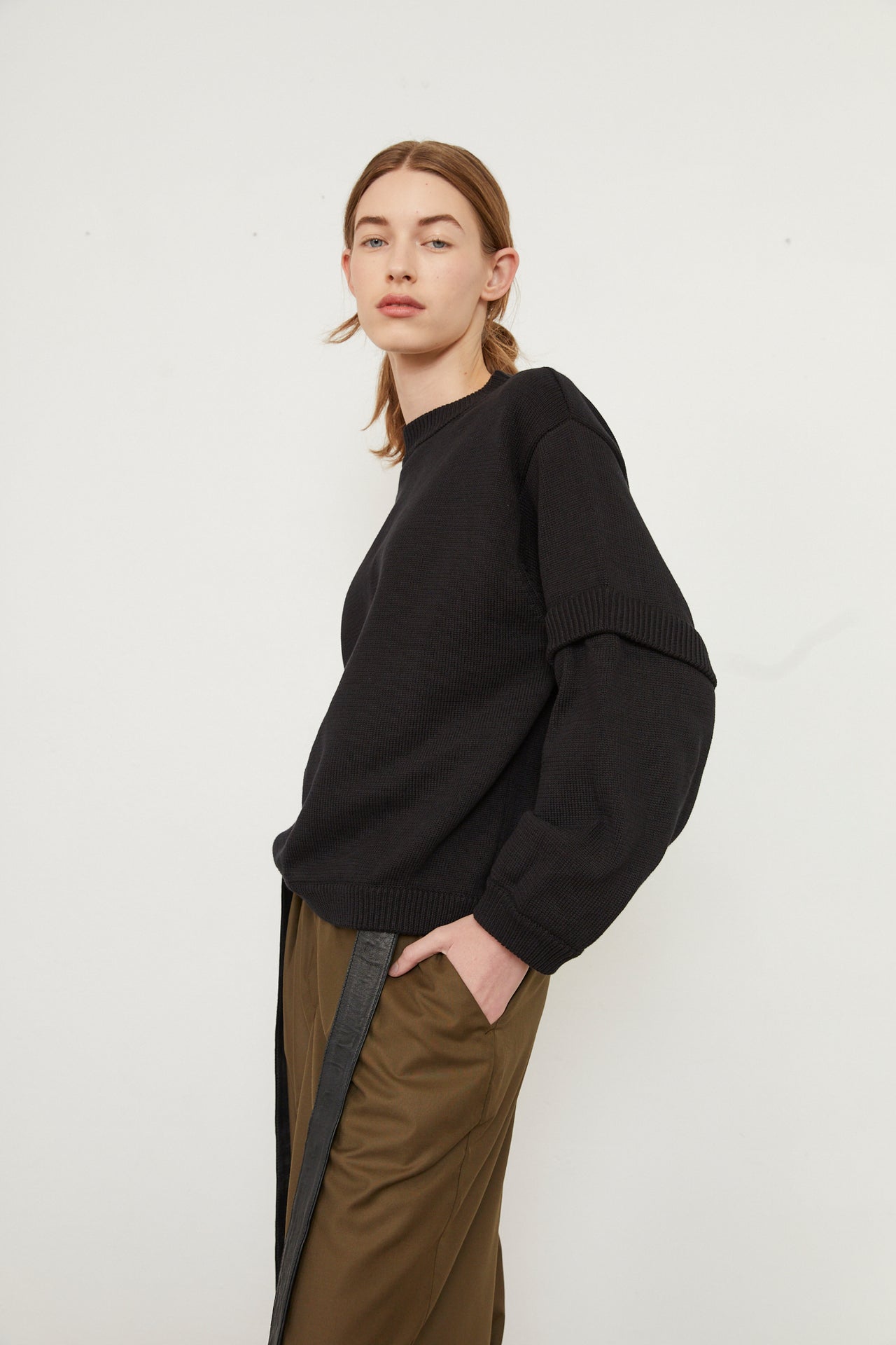 EVA KNIT SWEATER - BLACK